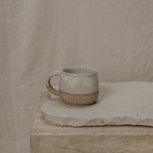 Load image into Gallery viewer, Mothers Mug - Yellow